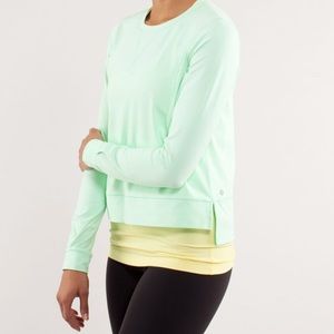 Lululemon Warm Up Crew in Fresh Teal